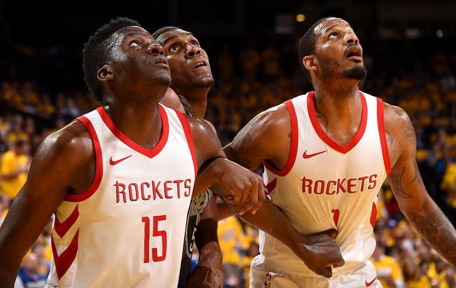 3场造5球！曼联球星大爆发，英超第1中场，31岁依然如此犀利（3场参与5球！曼联核心火力全开，英超顶级中场，31岁仍锐不可当）