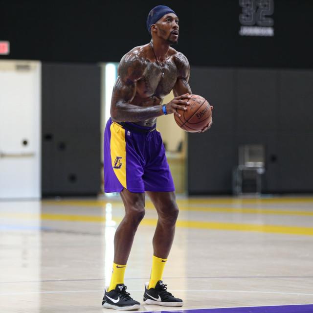 意大利上次输北爱尔兰是58年世预赛，其后6胜2平保持不败（意大利上次不敌北爱尔兰已是1958年世预赛，此后交手6胜2平未尝败绩）