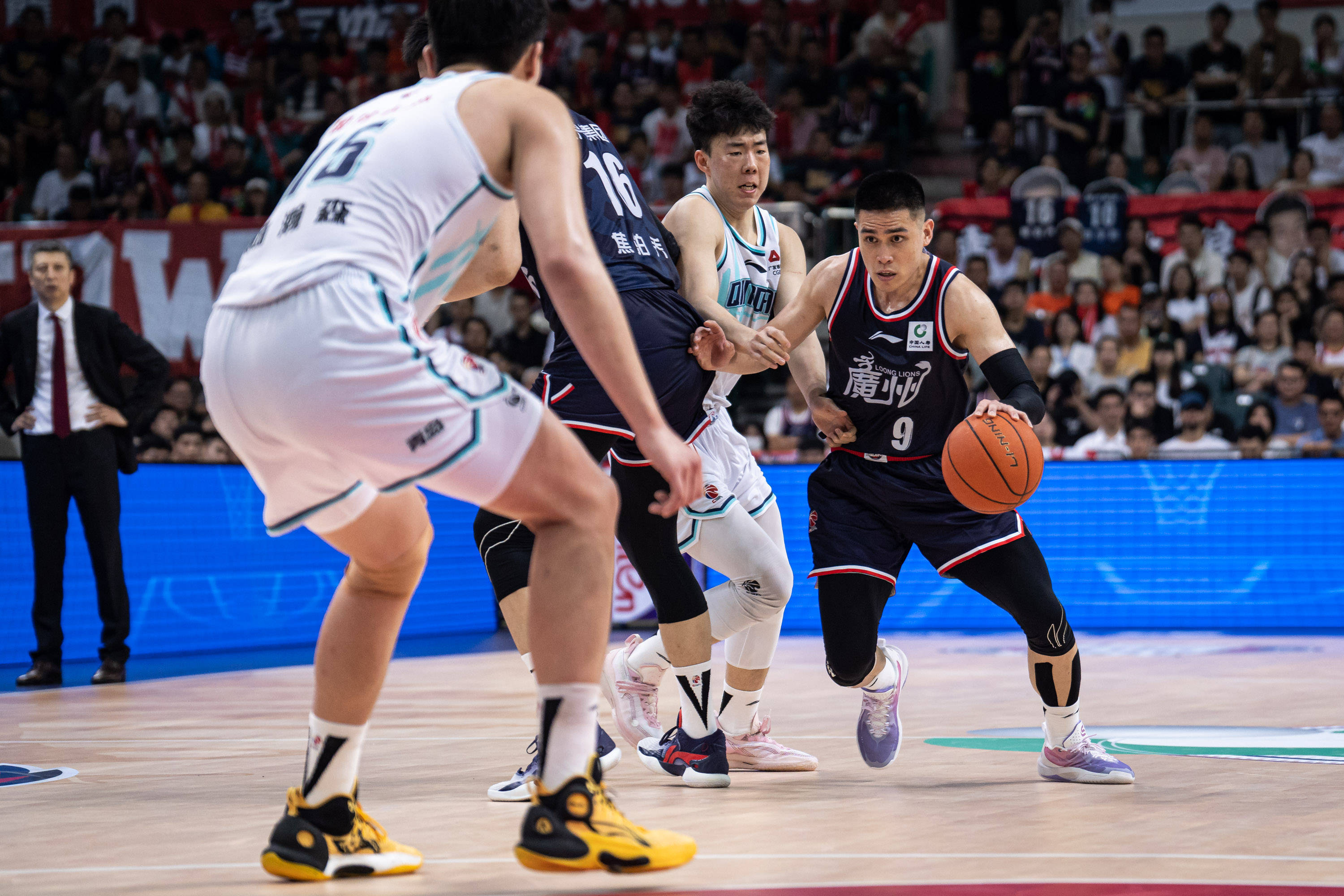 德泽尔比：目前没人比加图索更适合执教意大利队（德泽尔比：加图索是现阶段意大利队主帅最佳人选）