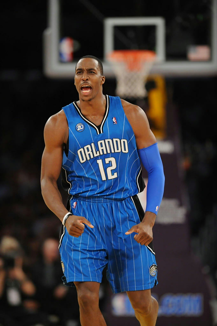 雄鹿遭淘汰哈姆NBA杯纪录遭终结，此前两个赛季全部夺得冠军（雄鹿出局，哈姆NBA杯连冠纪录终结，前两季皆夺冠）