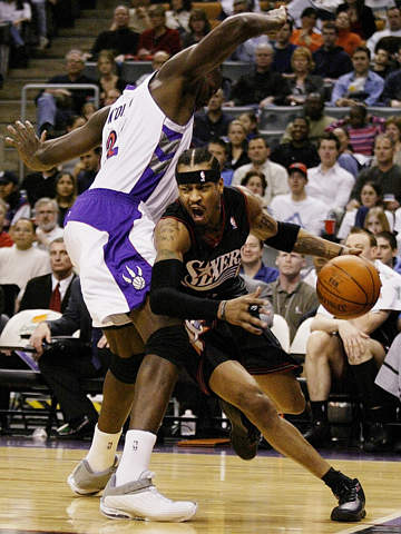 2025年球衣销量：亚马尔力压梅罗排第一；皇萨塔俱乐部前三（2025年球衣热卖榜：亚马尔超越梅罗夺魁，皇萨塔包揽俱乐部前三）