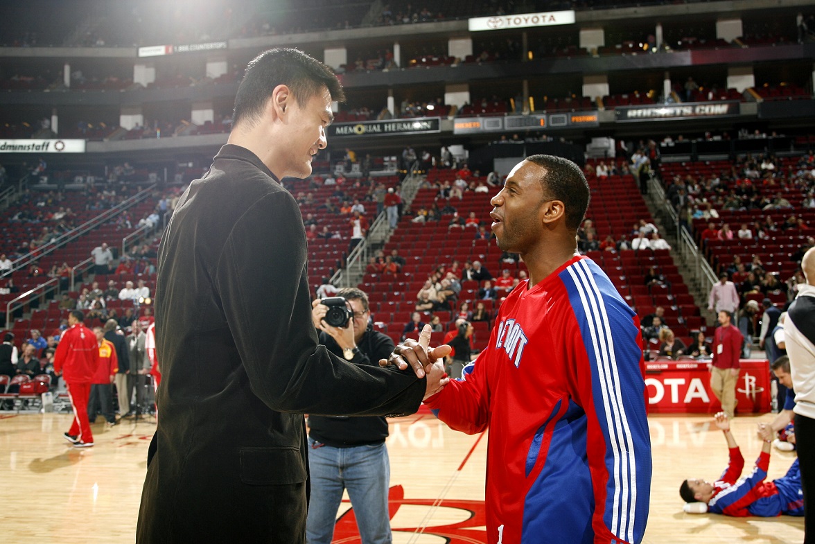 劳塔罗：进球帮助球队取胜是最美好的事；我该微笑时就会微笑（劳塔罗：进球助球队取胜最幸福；该笑时我自然会笑）