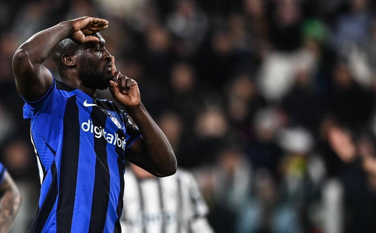 詹姆斯生涯关键时刻出手至少4次投篮的比赛，命中率达59%（詹姆斯职业生涯关键时刻单场出手≥4次时，投篮命中率高达59%）